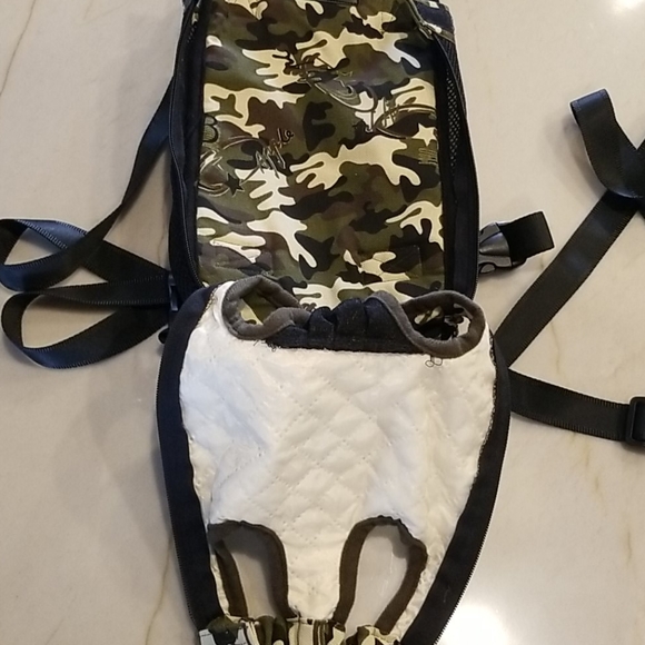 Camo Doggie puppacks 8 to 10 pound max - Picture 4 of 8